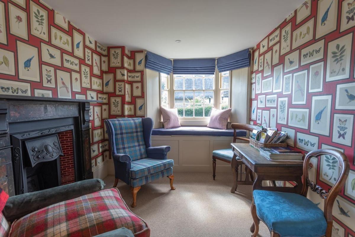 Beautiful Cotswold Farmhouse With Hot Tub แมนเชสเตอร์ ภายนอก รูปภาพ